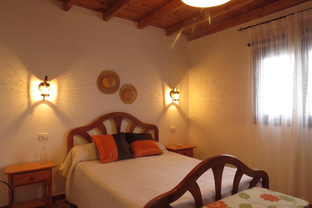 Casa La Lomada Pension Telde Buitenkant foto